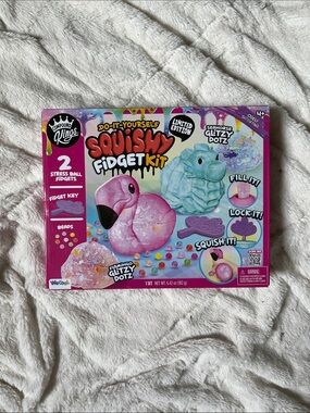 DIY squishy fidget kit